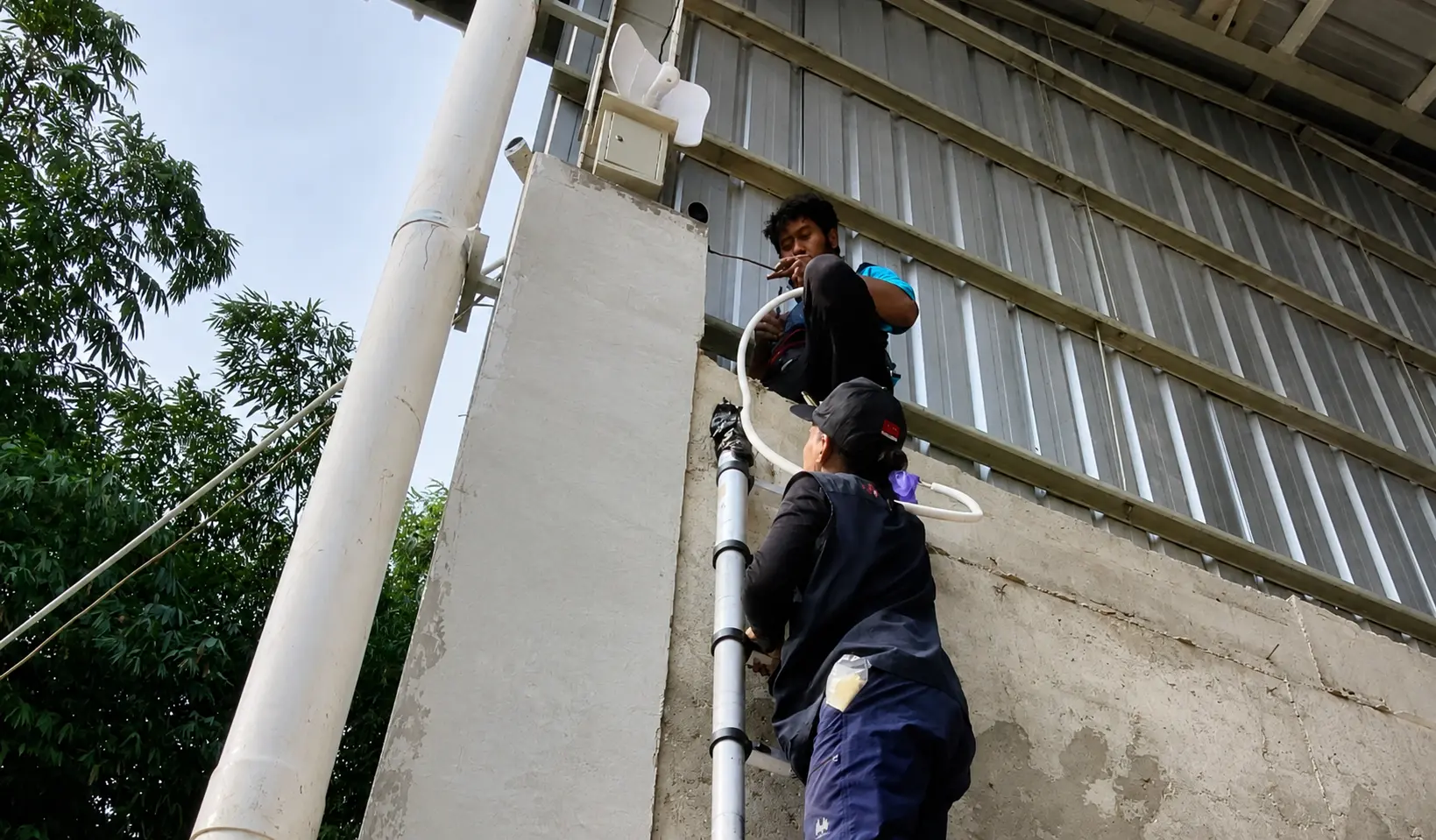 Dokumentasi pemasangan CCTV Depok — proses instalasi, foto 3